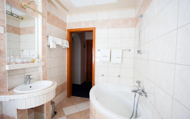 Hotel Slovenija
