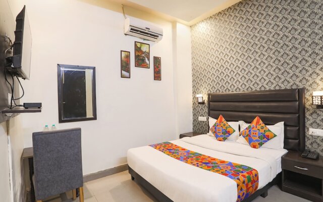 FabHotel The Diamond