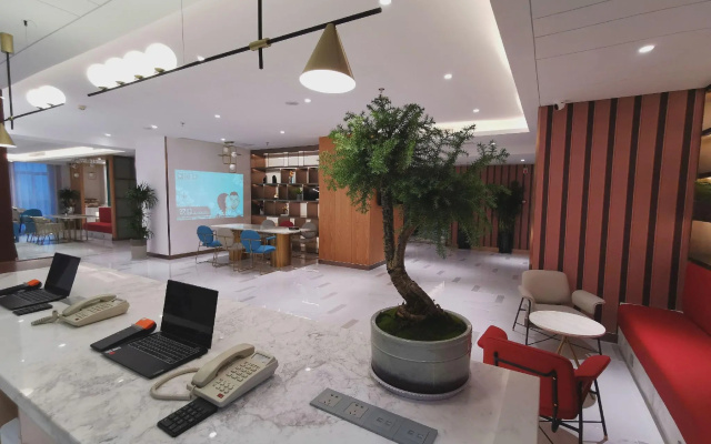 Magnotel Classic (Jiaozuo High-speed Railway Station Jiu Bayi Hospital Store) – Lobby – Jiaozuo