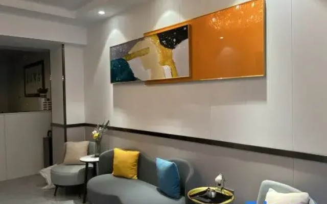 Sanyuan Left Bank Hotel