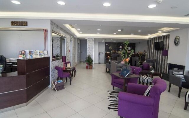 Thea Boutique Hotel