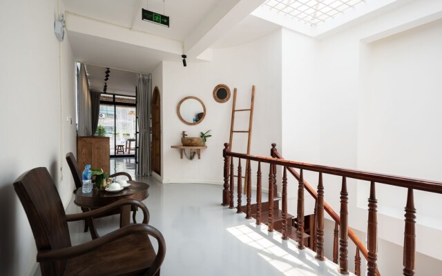HOME KEY - Home Away From Home