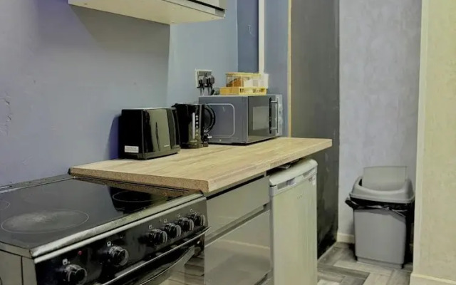 1-bed Apartment - Sleeps 2, Wifi & Central