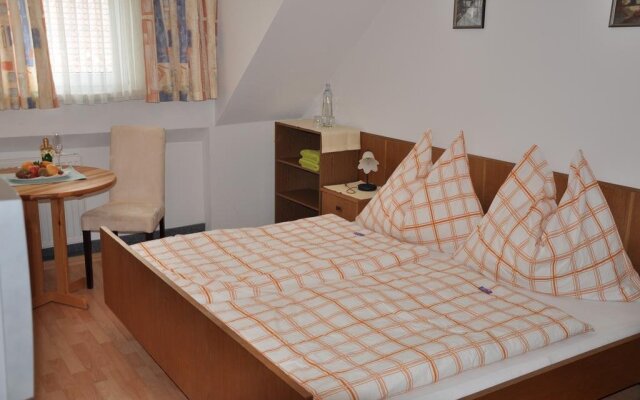 Ferienwohnung Longastubn
