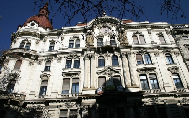 Alkotmany street Apartment