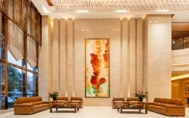 Juncheng Higher Quarter Hotel