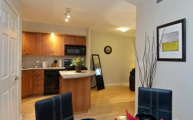 Royal Stays Suites - Blue Jays Way