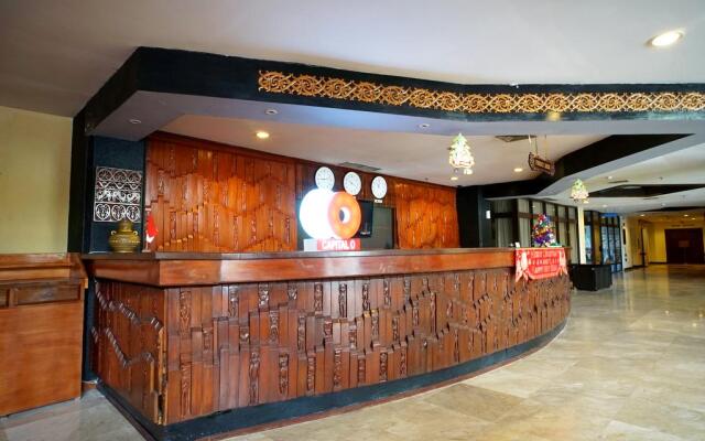 Capital O 1963 Hotel The New Benakutai