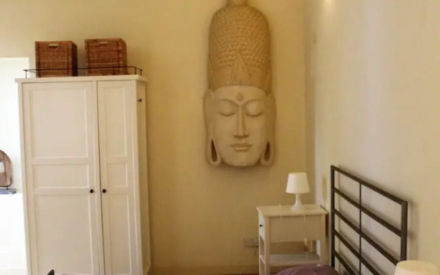 Stylish, Modern, Central Apartment in St Julians, Malta - Sleep 4