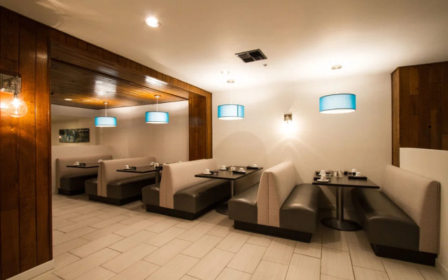 Holiday Inn Victorville by IHG