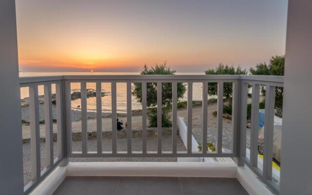 Milos Waves Luxury Apartments