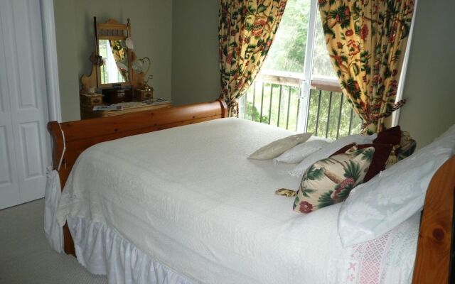 Brock Hollow Bed & Breakfast