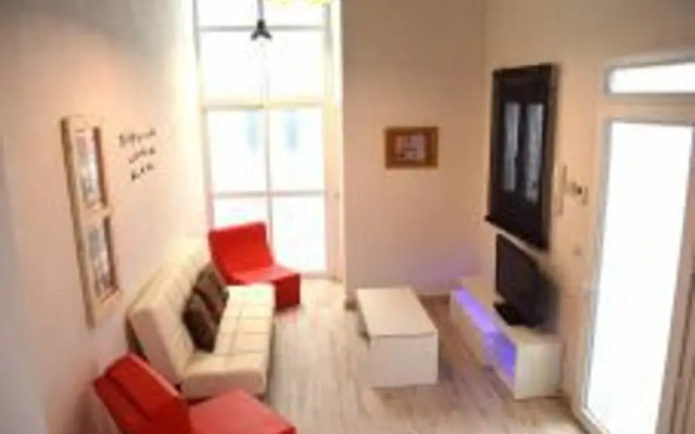 Veedor Apartamento 19 Dias y Muchas Noches