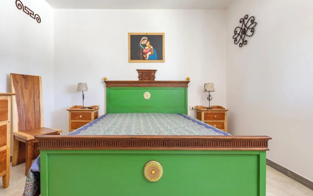 3769 Tenuta La Cornola by Barbarhouse