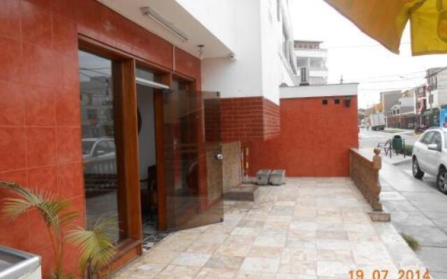 Hostal Residencial Cesar Alberto