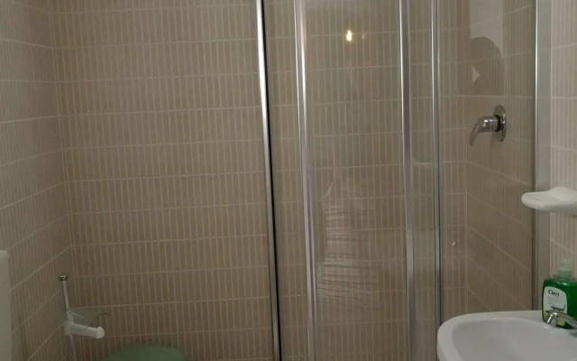 Lagos City Center Guest House & Hostel