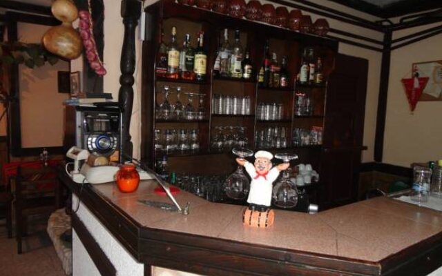 Saint Nikola Family Hotel