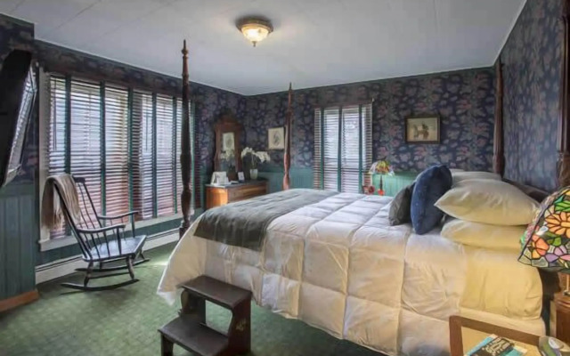 Stroudsmoor Country Inn