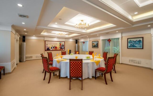 Pipaxi Hotel