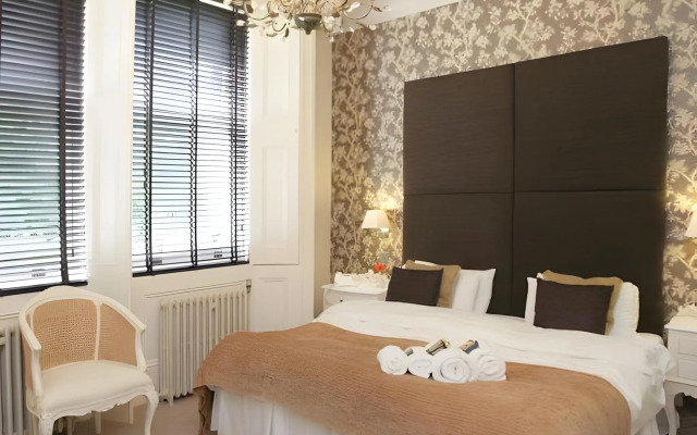 Langtry Manor Hotel