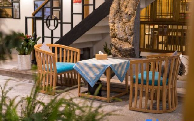 Yunshanshui Hot Spring Panoramic Holiday Hostel