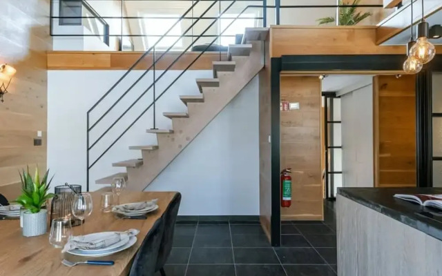 Beautiful and Spacious Vacation Home With Parking