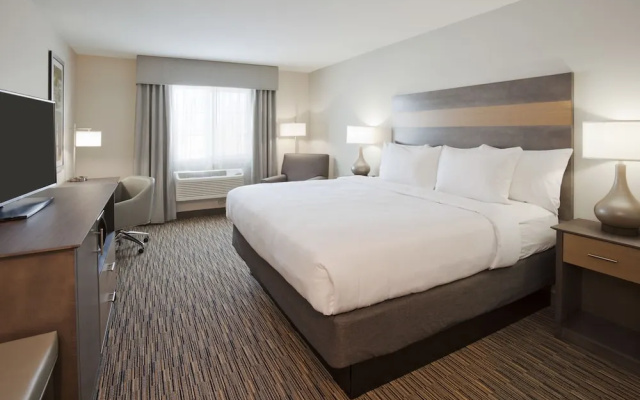 GrandStay Hotel & Suites