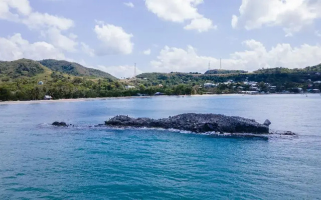 South West Bay Cabañas
