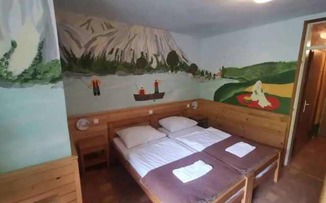 Hostel pod Voglom
