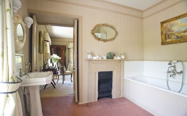 Wydemeet Bed and Breakfast