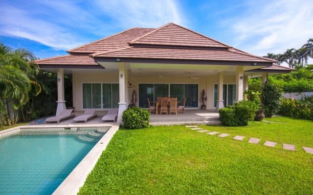 Pacotte Villa by Jetta