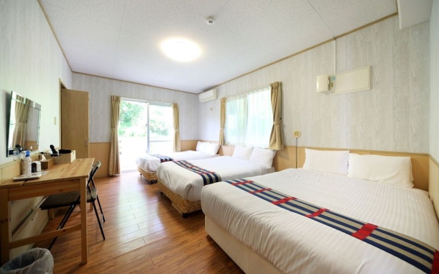 Green Garden Hills 3F-2 – Guest Rooms – Okinawa