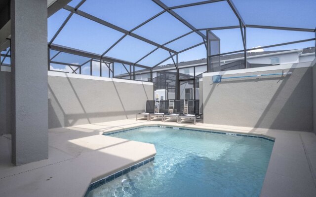 Wonderful 4Bd | Pool |Close To Disney | 2669