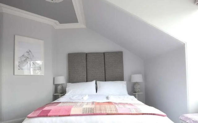High Terrace Apartment