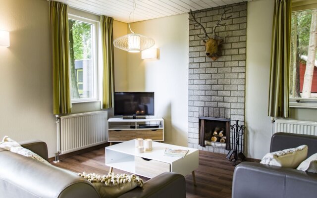 Garden-view Bungalow With a Fireplace, in the Veluwe