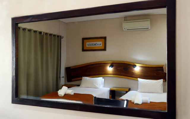 C'est Si Bon Hotel