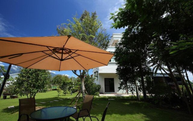 Mu Xia Beds and Breakfasts
