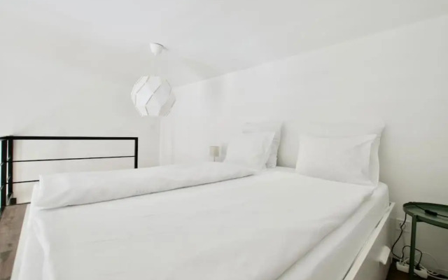 Standard Apartment by Hi5 - Wesselenyi str. Studio (242)