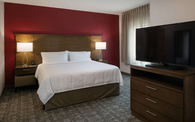 Staybridge Suites Phoenix - Biltmore Area by IHG