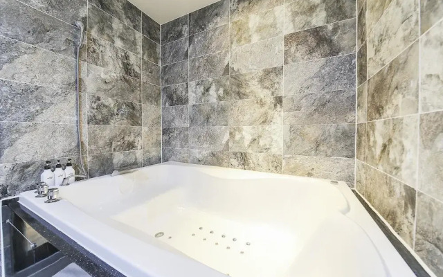 Paju Westhill Hotel