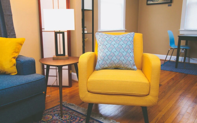 Woodbine Charmer 12 min to Downtown Nashville!