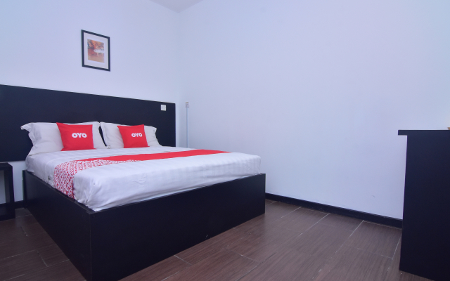 OYO 43959 Astana Hotel