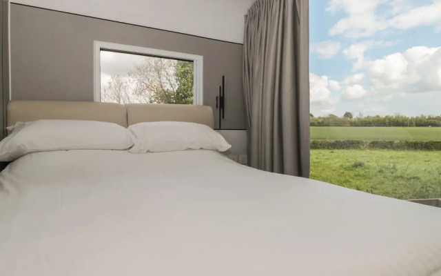 Buckland House Pod