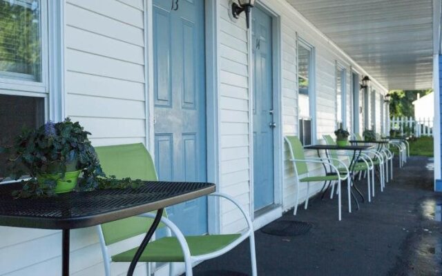 Seacoast Motel