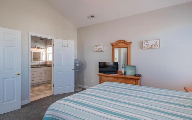 Sea Glass by Oak Island Accommodations