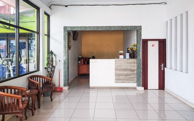 RedDoorz @ Hotel Bersaudara Bungo