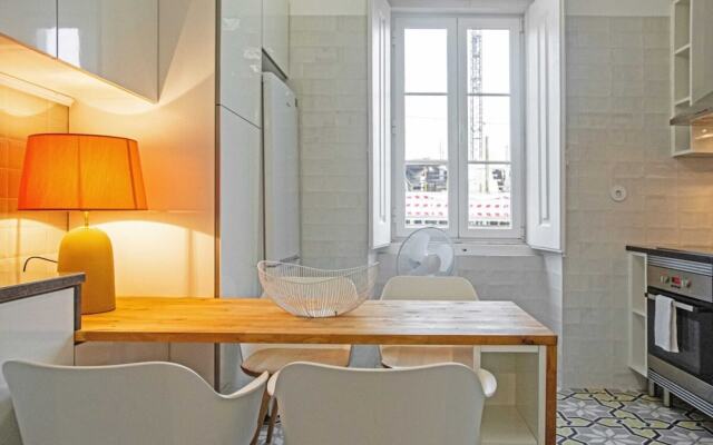 Colourful and Tasteful 2bedroom Apartment in Graça