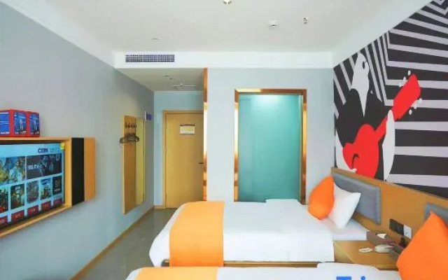 Junyi Hotel (Yuhua Road)