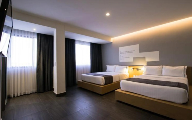 Perla Central Hotel
