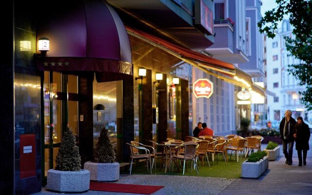 Artim Hotel